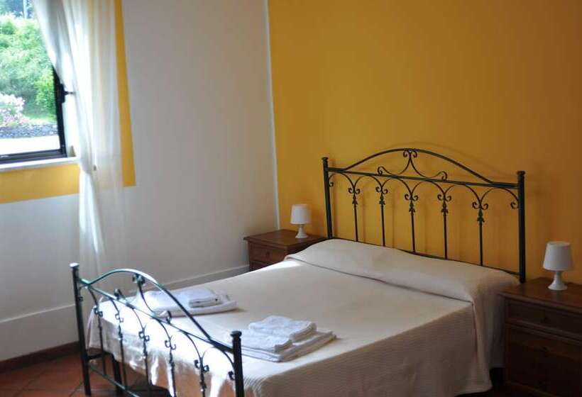 مبيت وإفطار Villa Lidia