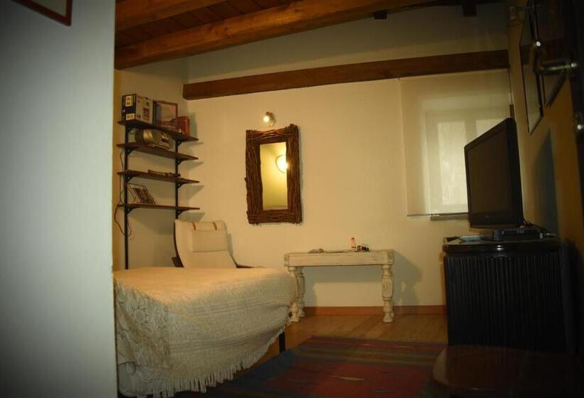 Ca Jo Bed And Breakfast