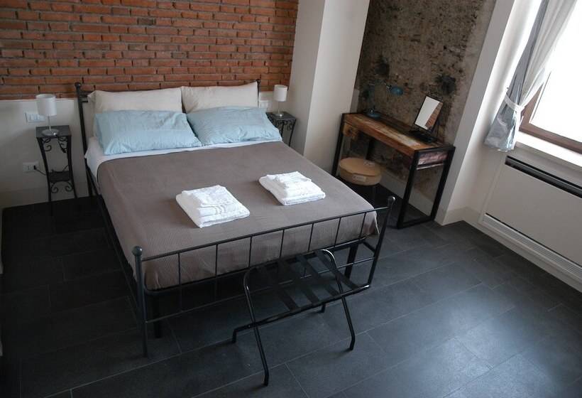 Castello D Alcontres B&b