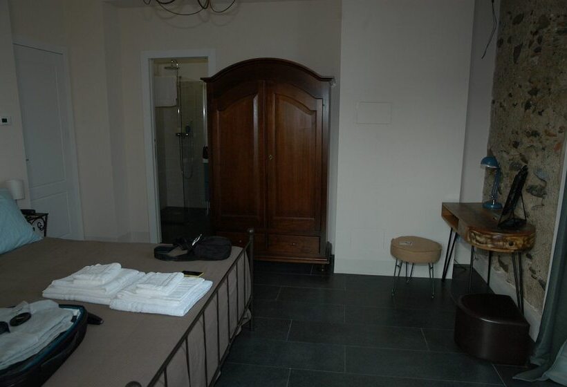 Castello D Alcontres B&b