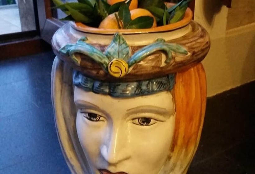 Castello D Alcontres B&b