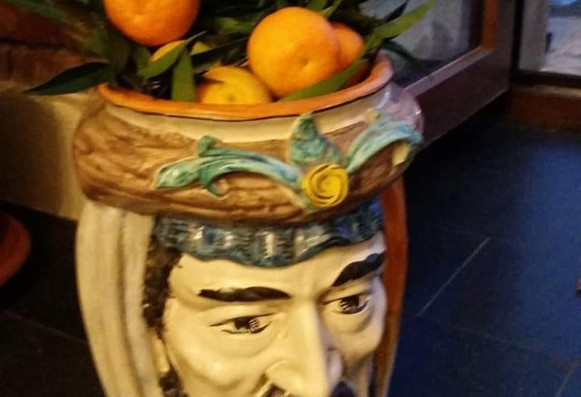 Castello D Alcontres B&b