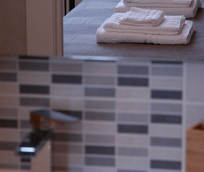 Castello D Alcontres B&b