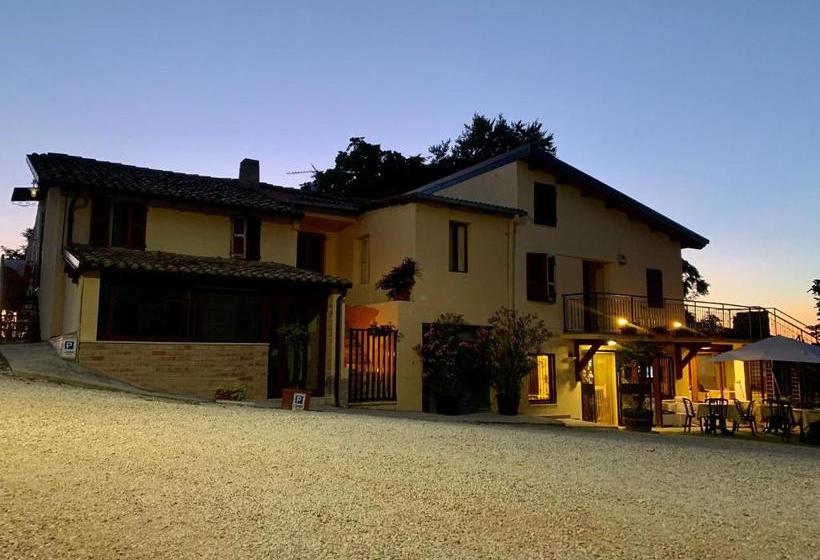 Chiaraluce Country House