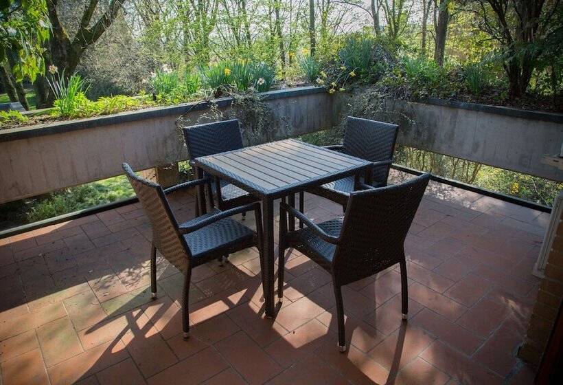 فندق فئة نجمة واحدة Country Hub Milano