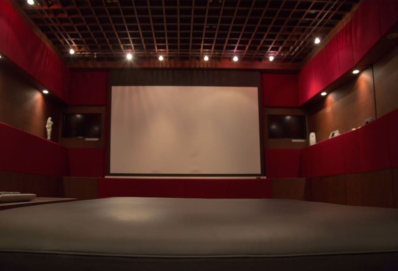 客栈  Country Hub Milano