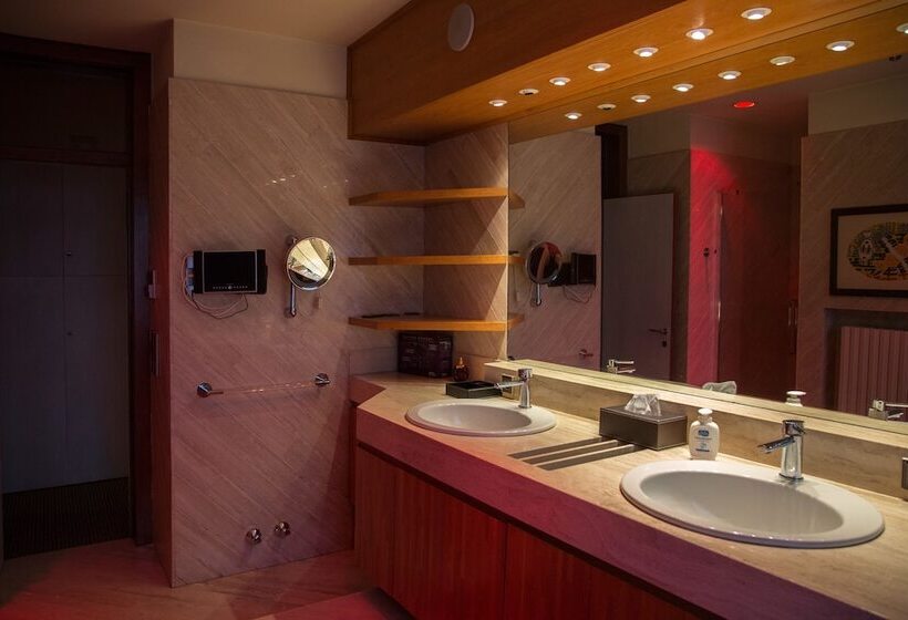 فندق فئة نجمة واحدة Country Hub Milano