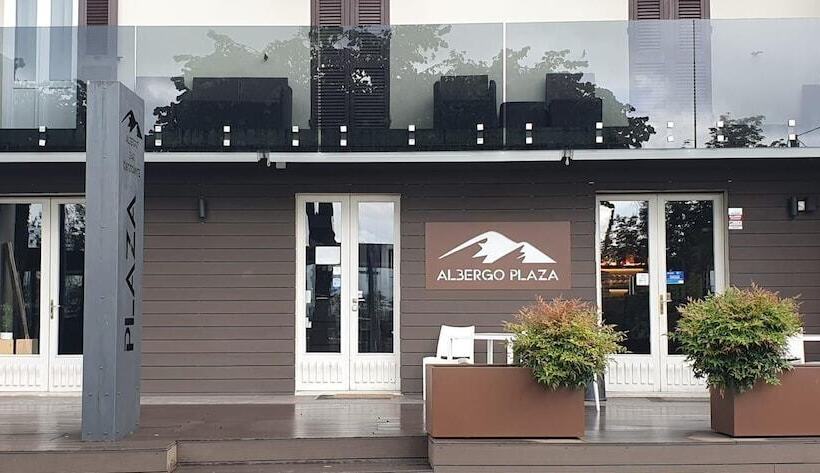فندق Albergo Ristorante Plaza