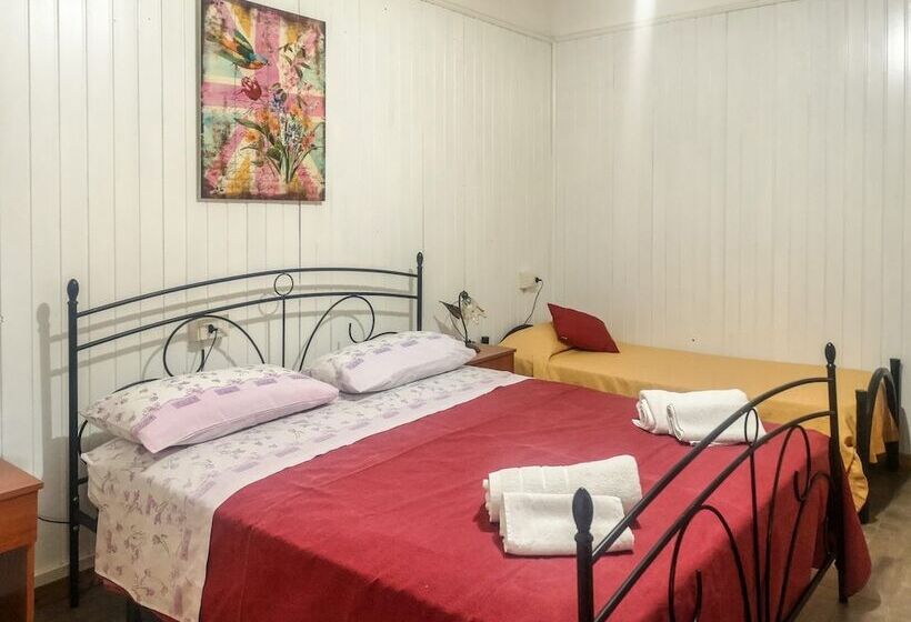 ホテル Camping Almoetia