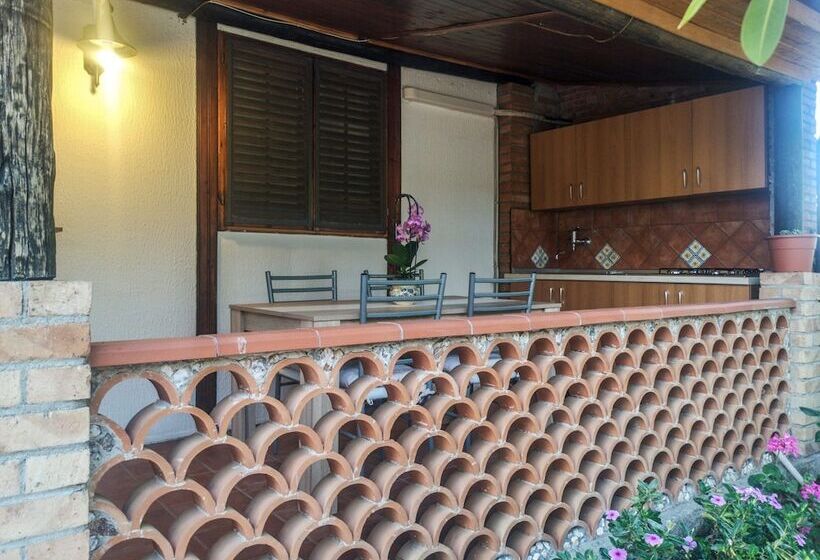 ホテル Camping Almoetia