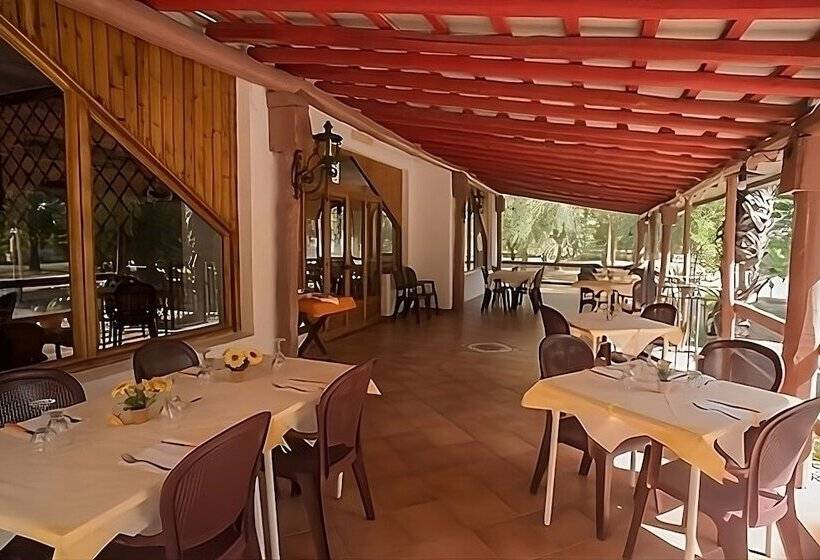 ホテル Camping Almoetia