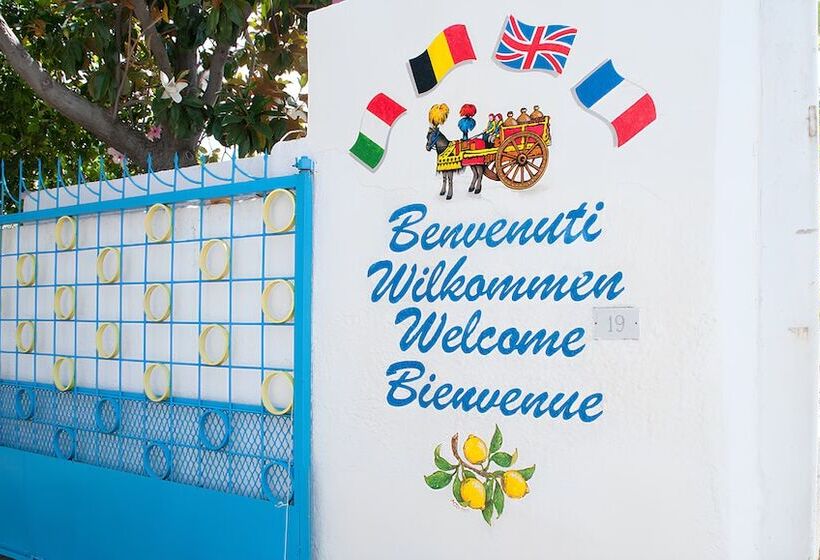 ホテル Camping Almoetia