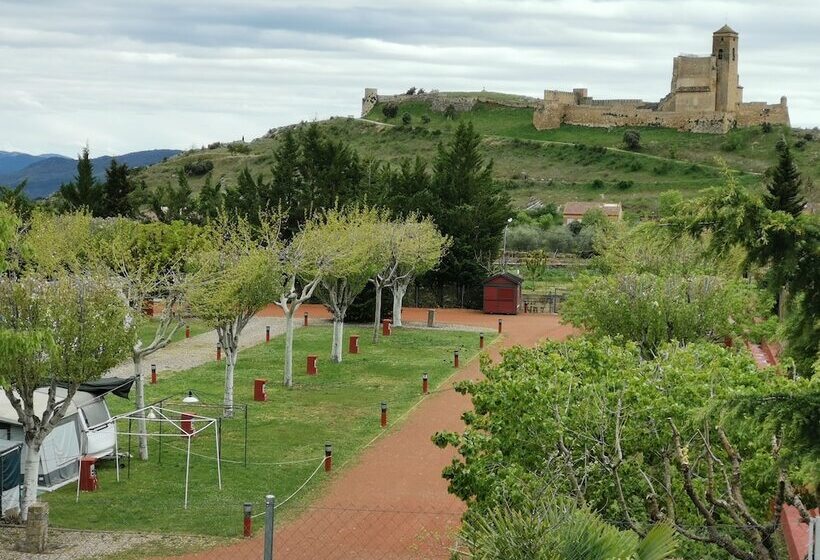 בית מלון כפרי Camping Benabarre