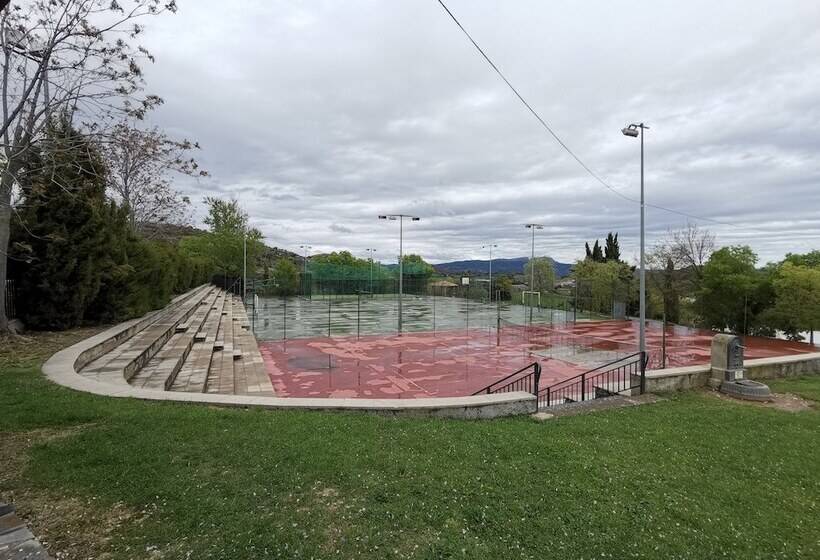 בית מלון כפרי Camping Benabarre