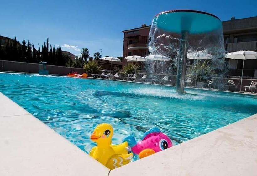 Отель Excelsior