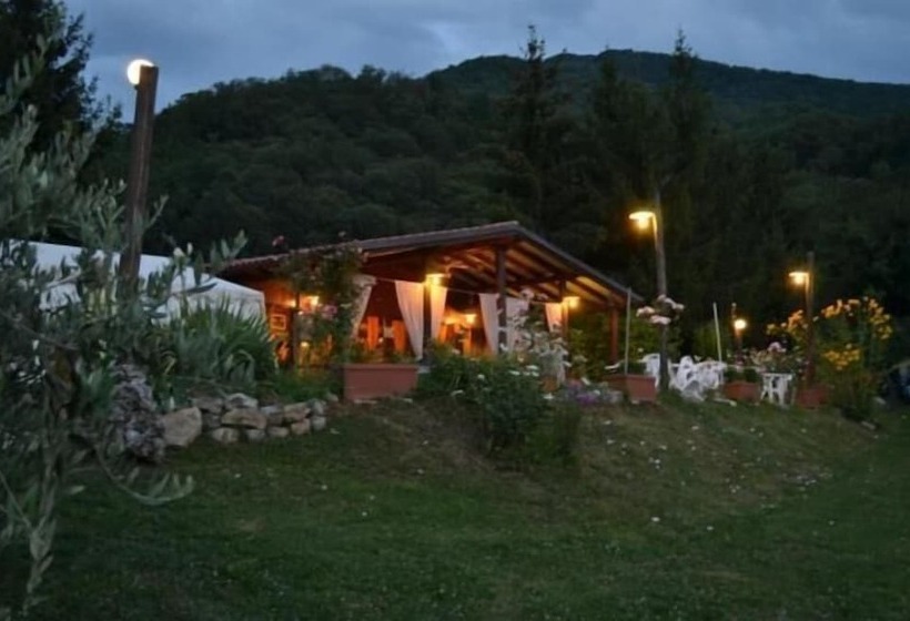 בית מלון כפרי Agriturismo Summer