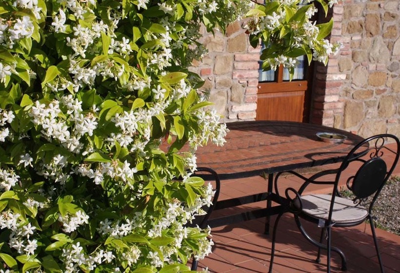 هتل روستایی Borgo Rapale