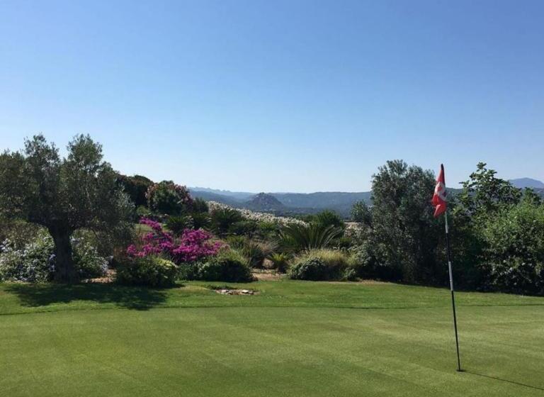پانسیون Botanic Golf Sacuba & Resort