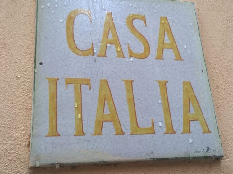بنسيون Casa Italia