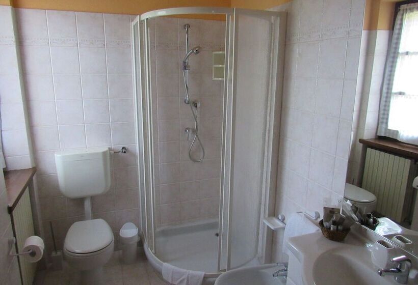 膳宿费 Guest House Nonna Tina