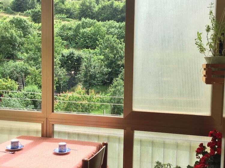 פנסיון Lory S Home