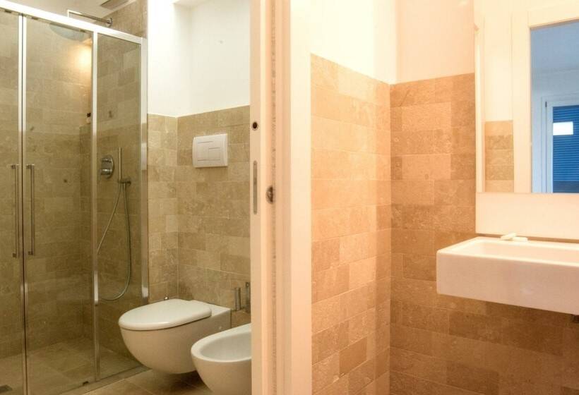 膳宿费 Melus Maris