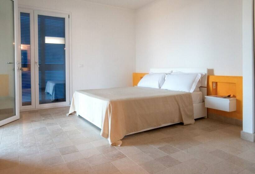 膳宿费 Melus Maris