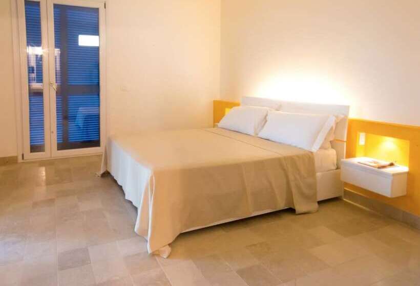 膳宿费 Melus Maris