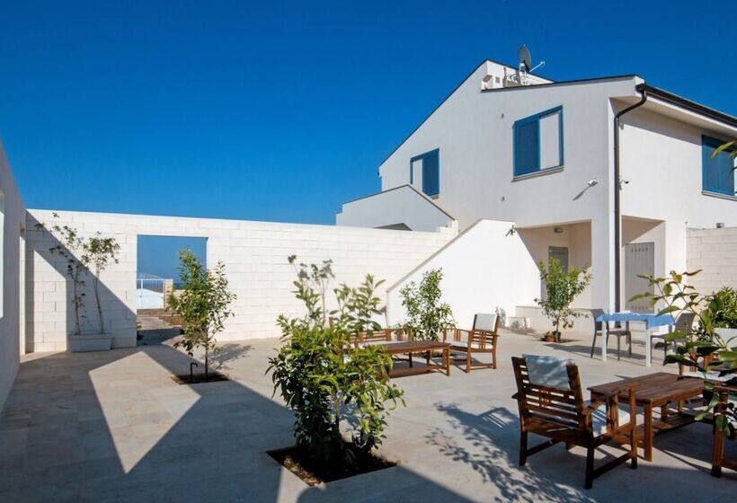 膳宿费 Melus Maris