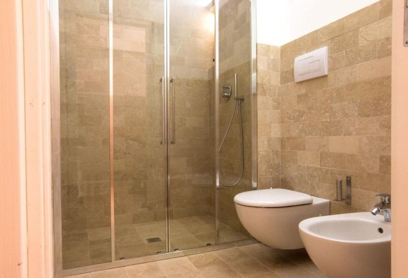 膳宿费 Melus Maris