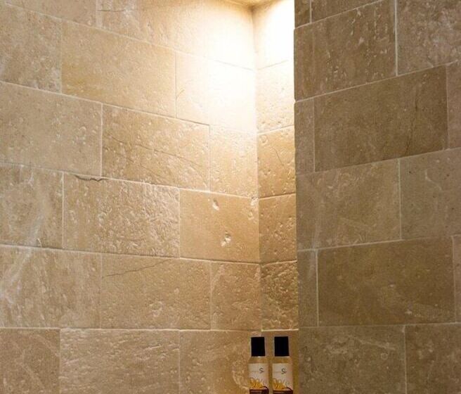 膳宿费 Melus Maris