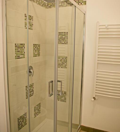 膳宿费 Olivarooms