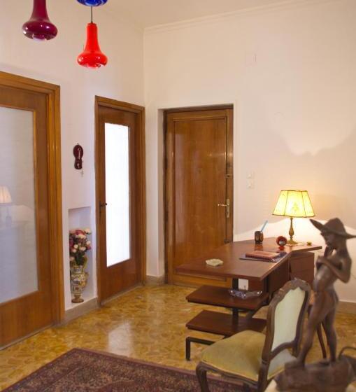 膳宿费 Olivarooms