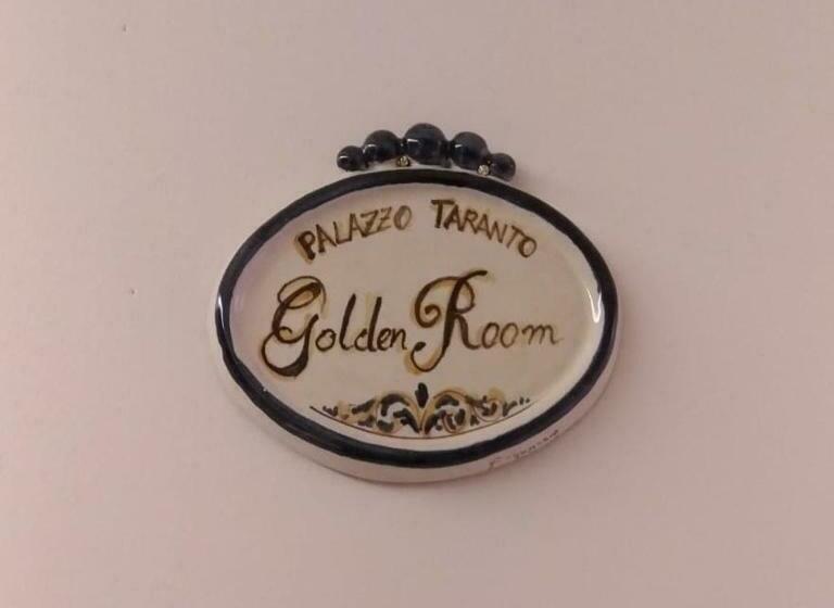 펜션 Palazzo Taranto Luxury Rooms