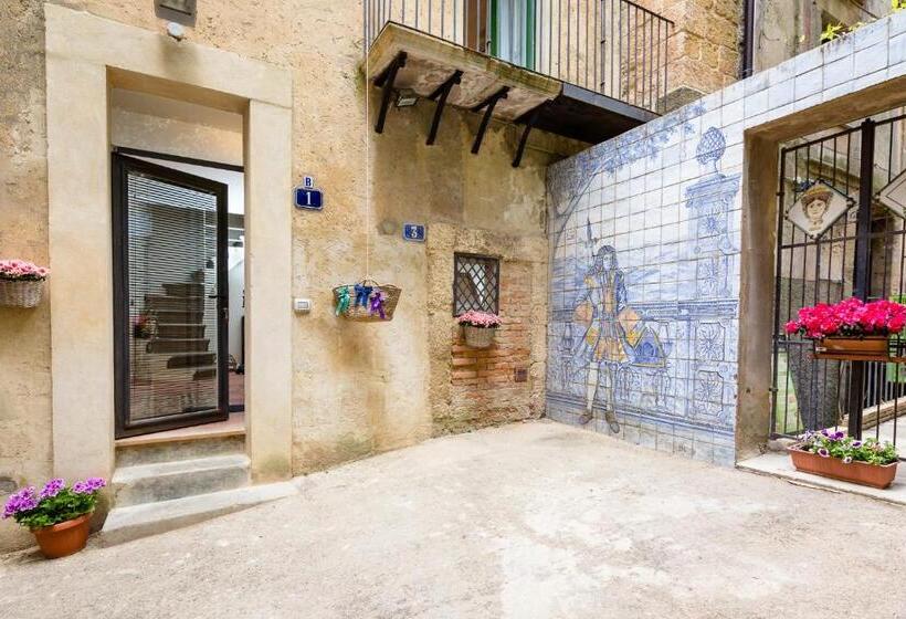 펜션 Palazzo Taranto Luxury Rooms