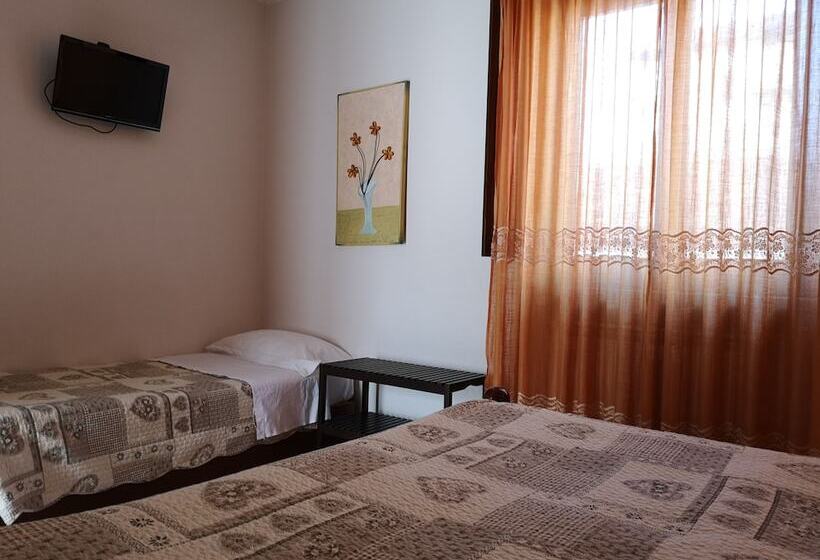 ペンション Torino Guest House