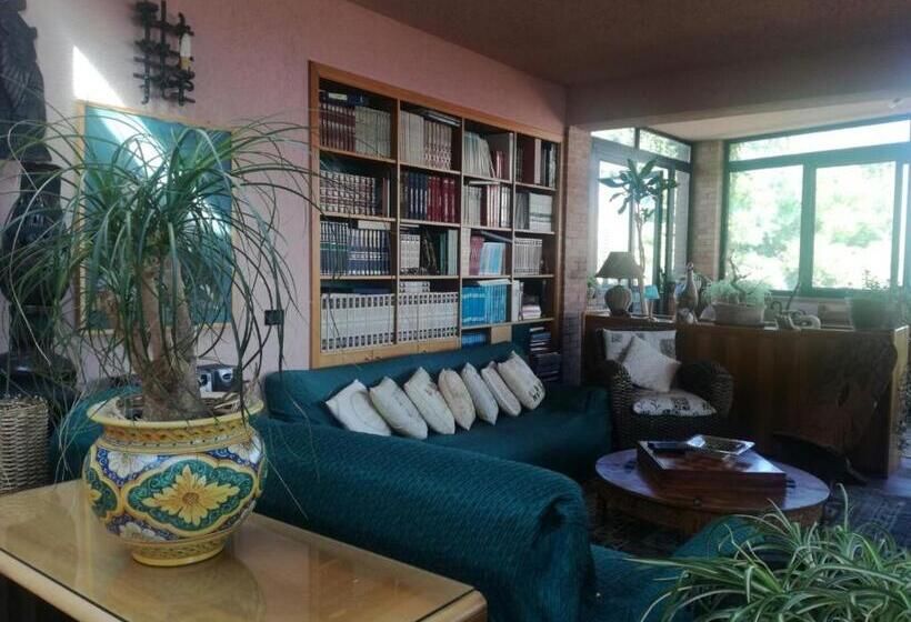 بنسيون Villa Grande