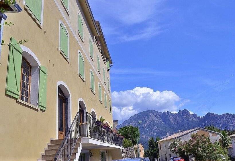 Auberge Hotel U Paradisu