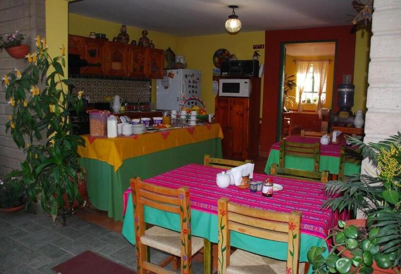 민박 Casa Del Retoño