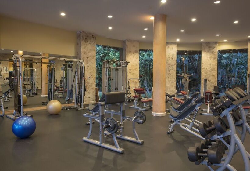 Grand Palladium Colonial Resort & Spa - All Inclusive