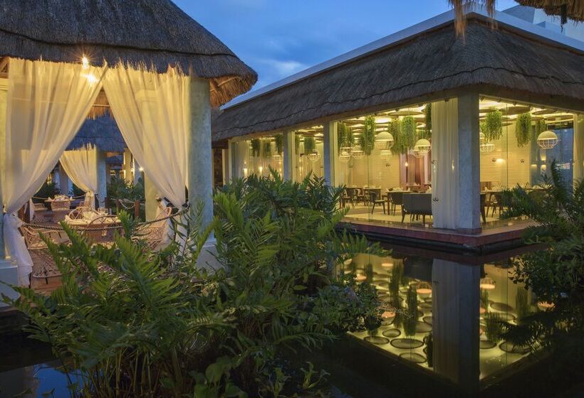 Grand Palladium Colonial Resort & Spa - All Inclusive