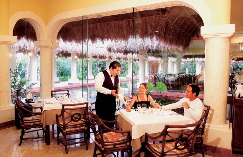 Grand Palladium Colonial Resort & Spa - All Inclusive