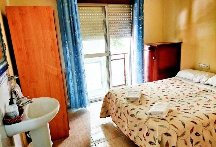 مسافرخانه Ab Pension Granada