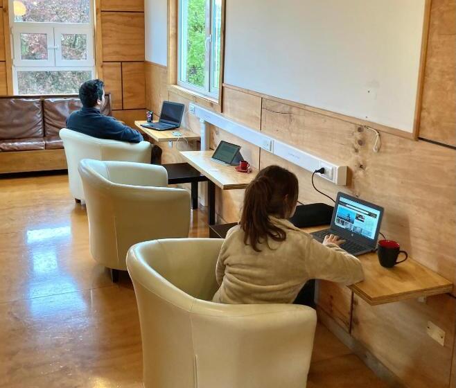 فندق فئة نجمة واحدة Truyaca