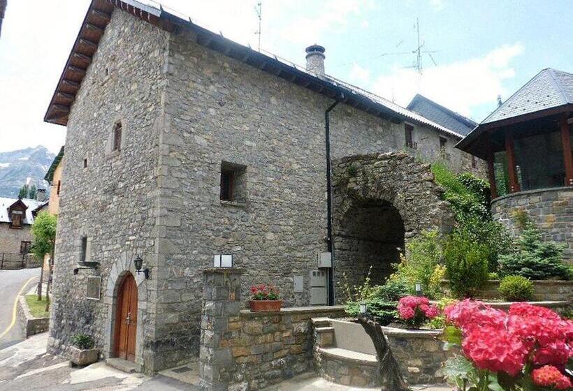 호텔 Abadia Del Pirineo