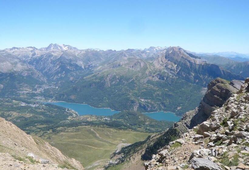 호텔 Abadia Del Pirineo