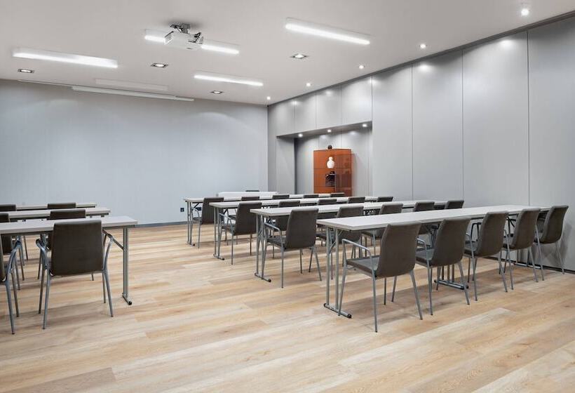 Ac Hotel Oviedo Fórum By Marriott