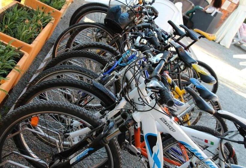 ホテル Albergo Nuovo Gianduia