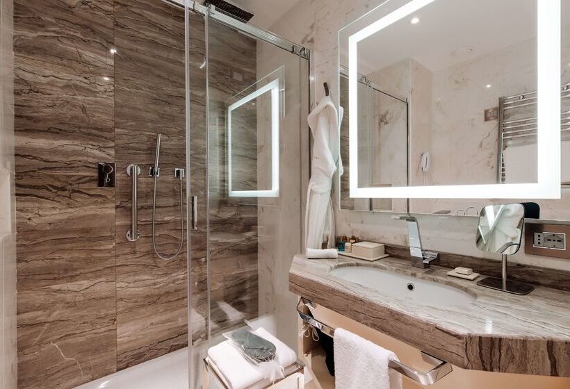 Aleph Rome Hotel Curio Collection By Hilton