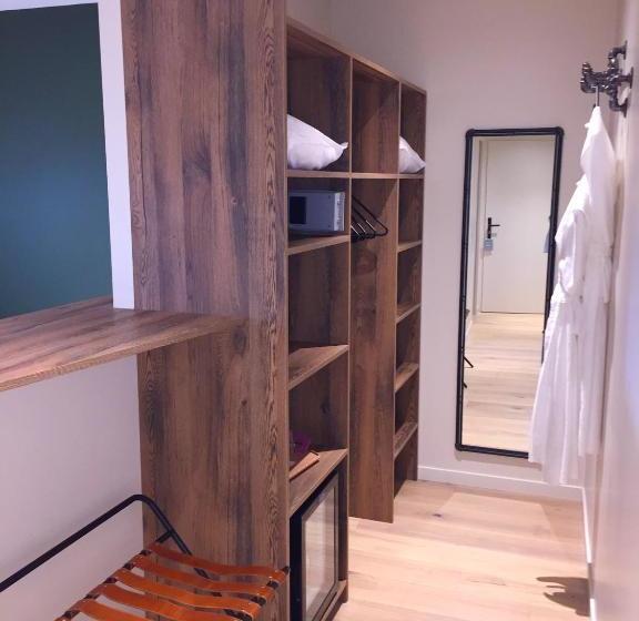 Отель Aux Terrasses